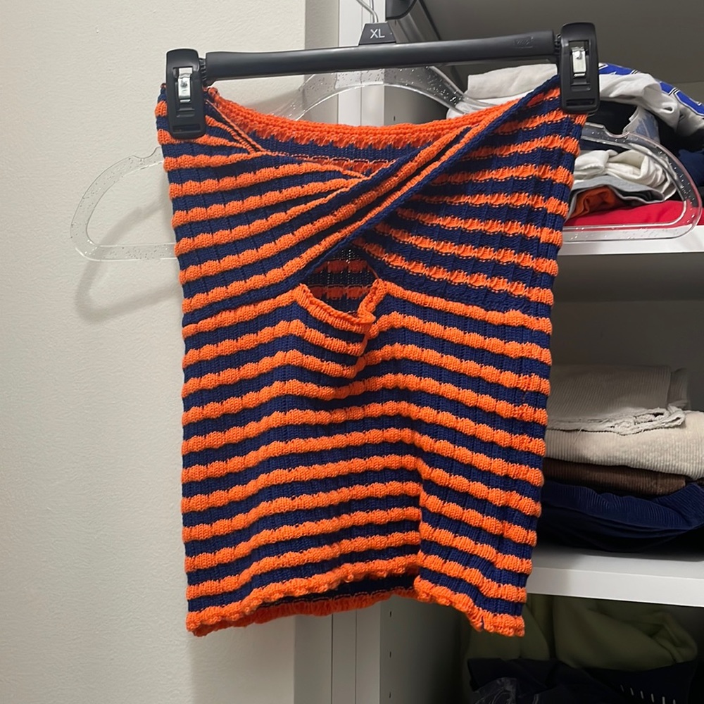 Striped Keyhole Knit Strapless Top
